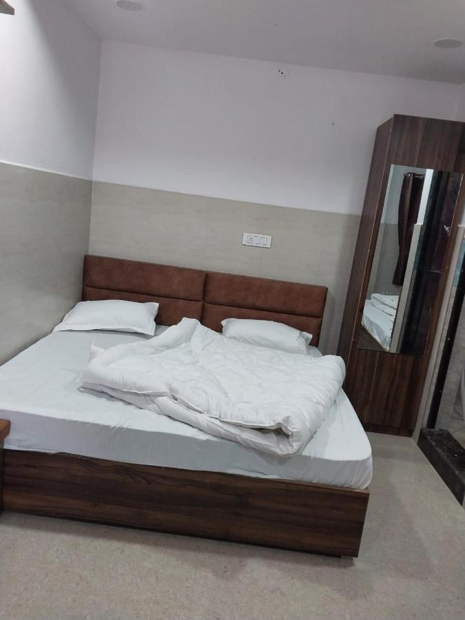 Hotel Sms Аджмер Экстерьер фото