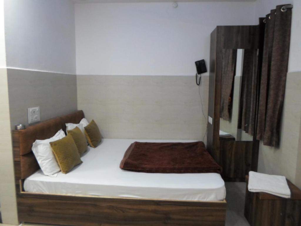 Hotel Sms Аджмер Экстерьер фото