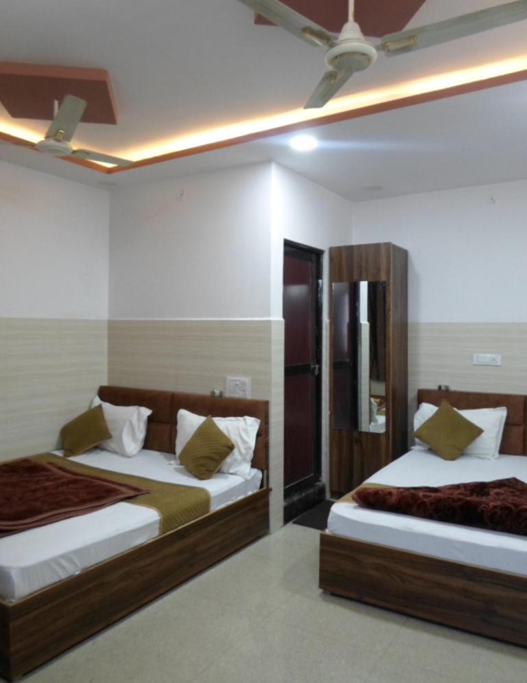 Hotel Sms Аджмер Экстерьер фото